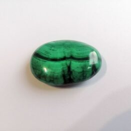 Naturalny kamień Malachit regularne kształty nr 2