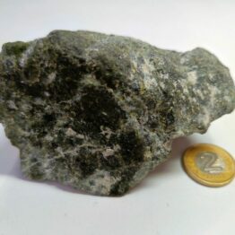 Naturalny kamień Serpentynit w formie surowych brył