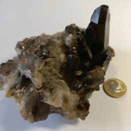 Naturalny kamień Kwarc Dymny w formie krystalicznej skałki nr 4