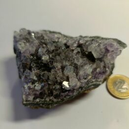 Naturalny kamień Ametyst w formie krystalicznej bryły skałki nr E