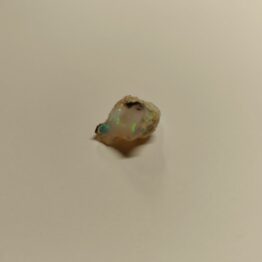 Naturalny kamień Opal Etiopski w formie kawałków nr 7